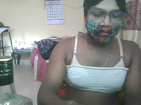 femboyslqueen online show from 10/23/25, 05:28