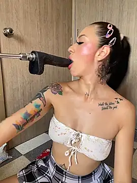 ValentinaBianchi online show from 02/25/26, 07:47