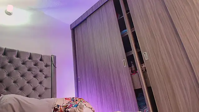 dreamsussi online show from 11/03/25, 08:01