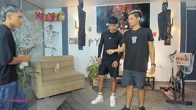 Bisexlifehot   online show from 10/24/25, 11:15