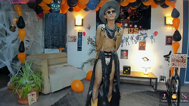 Bisexlifehot   online show from 10/30/25, 11:12