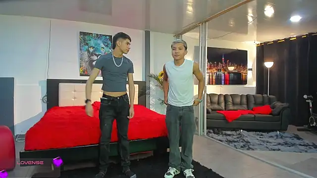 Bisexlifehot   online show from 02/28/26, 11:04