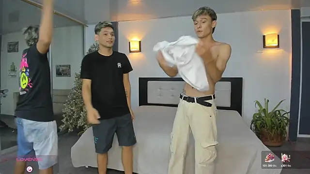 Bisexlifehot   online show from 11/29/25, 11:16