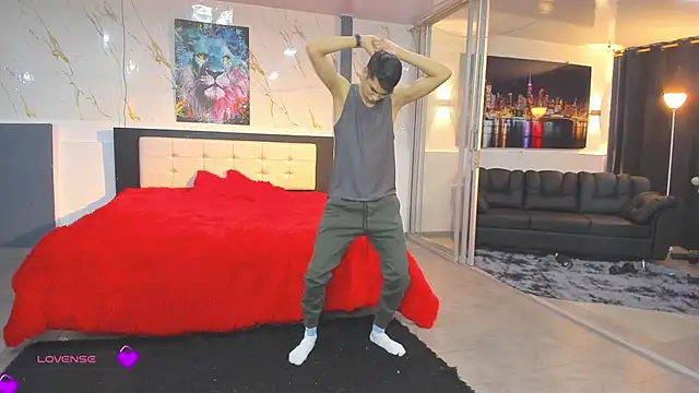 Bisexlifehot   online show from 03/06/26, 11:11