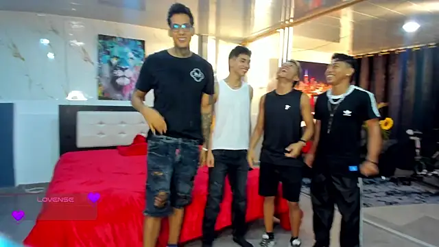 Bisexlifehot   online show from 03/19/26, 11:27