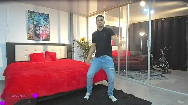 Bisexlifehot   online show from 02/24/26, 11:16