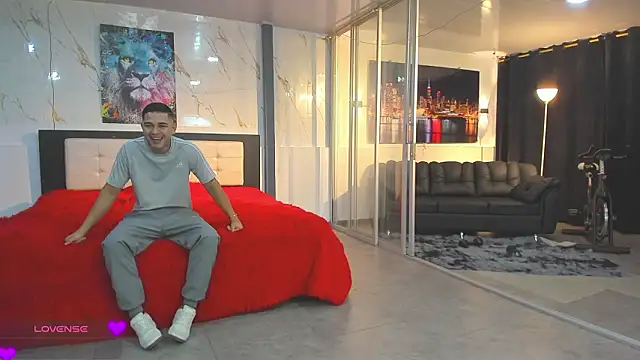 Bisexlifehot   online show from 03/07/26, 11:10