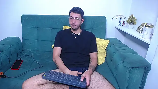Snapshot of Borsalino_x chatting on 10/12/25, 08:43 Borsalino x online show from 10/12/25, 08:43