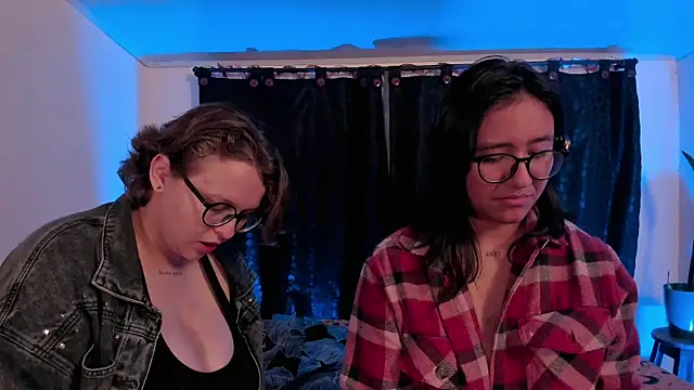 CrazyCakes  online show from 04/01/26, 02:13