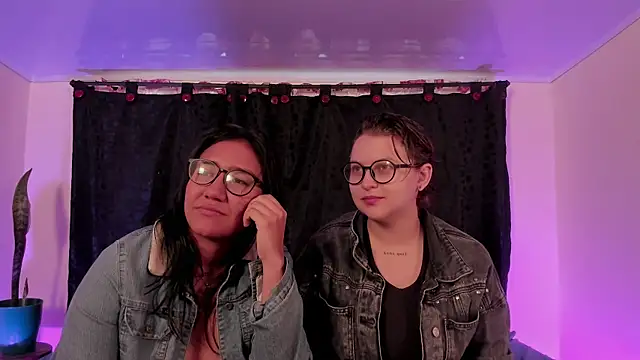 CrazyCakes  online show from 01/07/26, 04:45