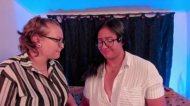 CrazyCakes  online show from 05/18/26, 02:23