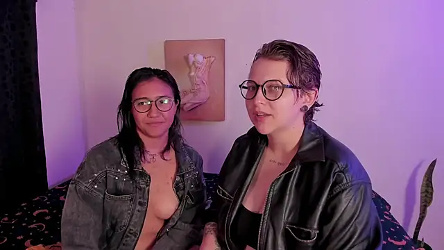 CrazyCakes  online show from 12/21/25, 03:41