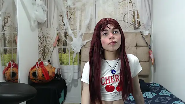 Snapshot of Vanessa_Jenner chatting on 10/24/25, 12:59 Vanessa Jenner online show from 10/24/25, 12:59