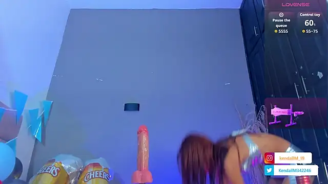  Kendall 19 online show from 09/24/25, 08:04