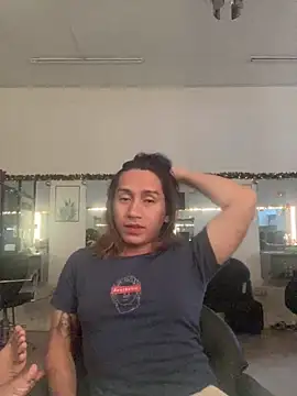 pretty TRANSjona online show from 11/05/25, 09:34