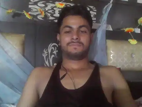 ursdreamperson online show from 10/22/25, 08:03