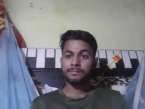 ursdreamperson online show from 10/26/25, 04:29