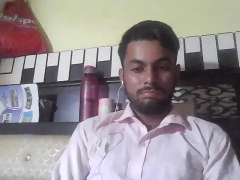 ursdreamperson online show from 11/01/25, 09:14