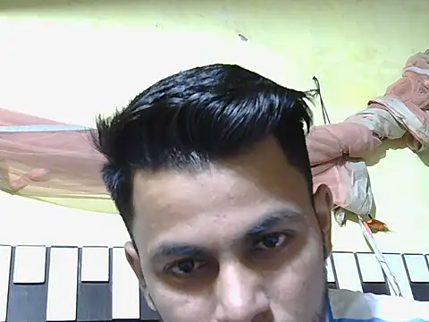 ursdreamperson online show from 04/21/26, 01:53