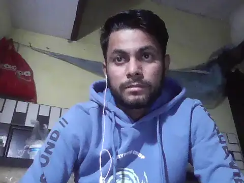 ursdreamperson online show from 12/16/25, 04:11