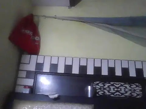 ursdreamperson online show from 12/21/25, 05:09