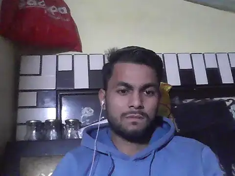 ursdreamperson online show from 12/05/25, 05:39