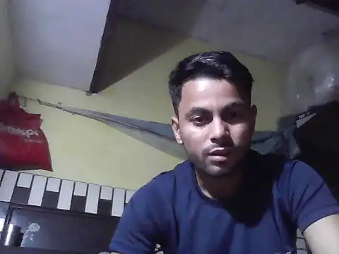 ursdreamperson online show from 11/23/25, 05:39