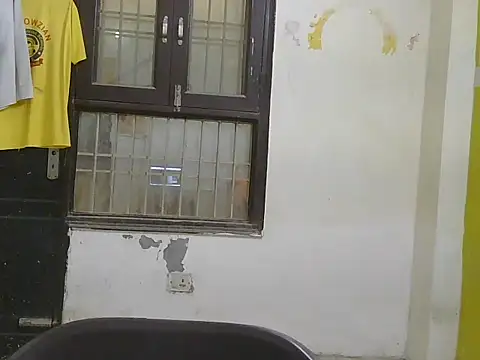 ursdreamperson online show from 04/28/26, 02:32