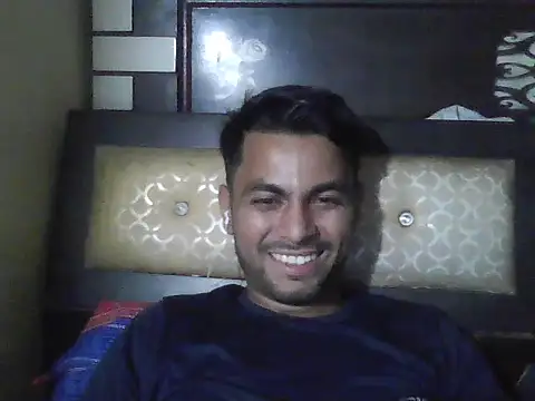 ursdreamperson online show from 11/22/25, 03:22