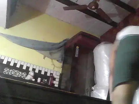 ursdreamperson online show from 12/03/25, 05:19