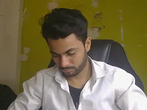 Snapshot of ursdreamperson chatting on 07/15/26, 02:07 ursdreamperson online show from 07/15/26, 02:07