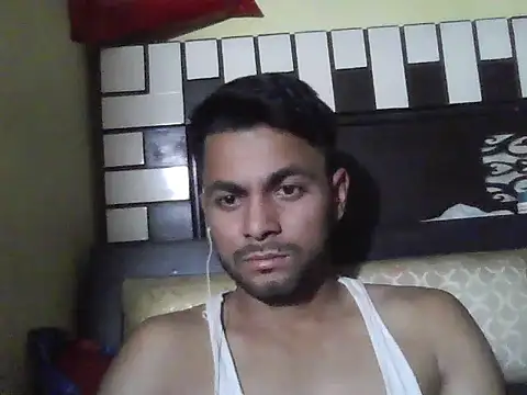 ursdreamperson online show from 11/25/25, 03:56