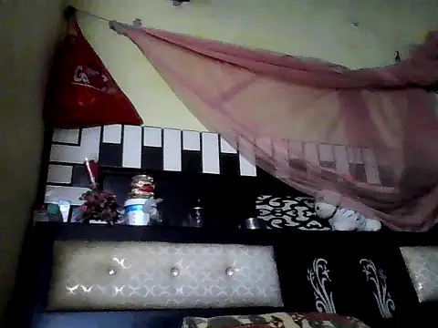 ursdreamperson online show from 02/09/26, 04:16