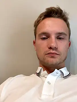 Snapshot of Italy_sex_boy chatting on 09/25/25, 12:33 Italy sex boy online show from 09/25/25, 12:33