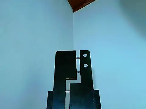 cristopher 22cm online show from 05/13/26, 03:02