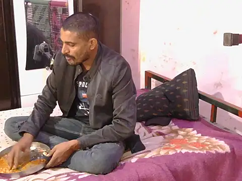 krishjaat43 online show from 12/15/25, 08:20