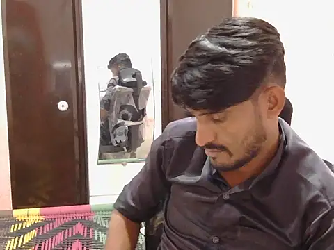 krishjaat43 online show from 11/12/25, 07:07