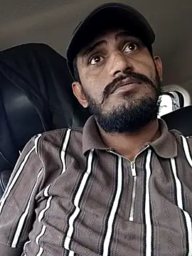 Snapshot of krishjaat43 chatting on 01/18/26, 07:01 krishjaat43 online show from 01/18/26, 07:01