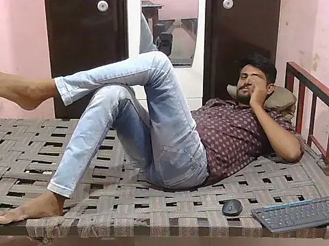 krishjaat43 online show from 05/11/26, 05:43