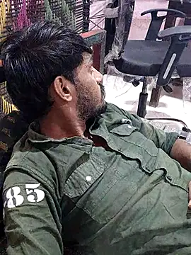 krishjaat43 online show from 11/04/25, 02:59