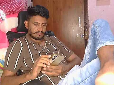 krishjaat43 online show from 04/22/26, 03:13