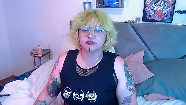 XxGreenGoodxX online show from 02/02/26, 06:51