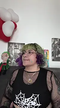 XxGreenGoodxX online show from 05/26/26, 06:39