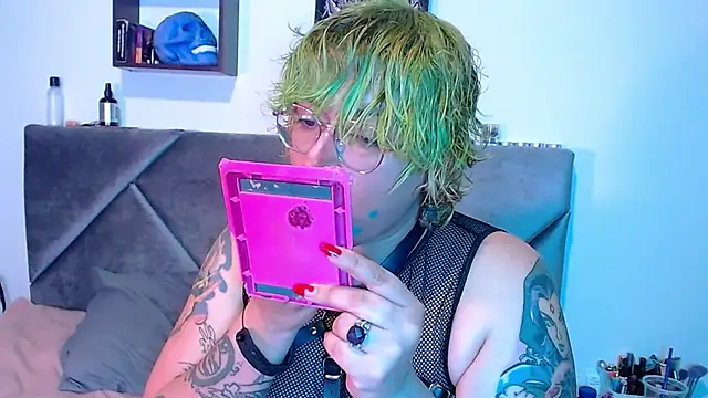 XxGreenGoodxX online show from 01/17/26, 07:39