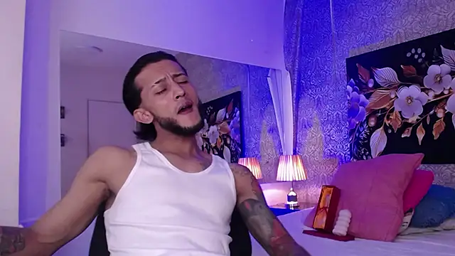 Snapshot of jonas_conor chatting on 01/05/26, 07:39 jonas conor online show from 01/05/26, 07:39