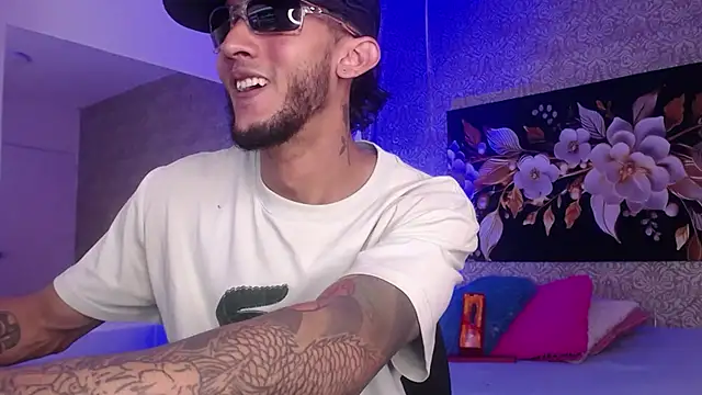 jonas conor online show from 12/16/25, 07:18