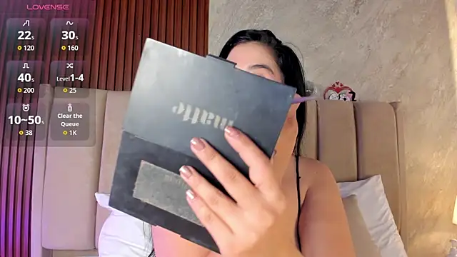  Cris Spicy  online show from 11/09/25, 04:44