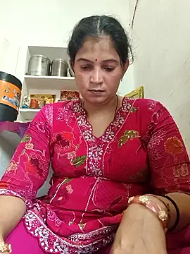 Snapshot of Chhaya_hot chatting on 06/06/26, 02:06 Chhaya hot online show from 06/06/26, 02:06