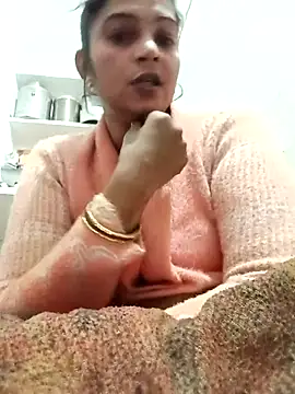 Chhaya hot online show from 12/22/25, 02:44