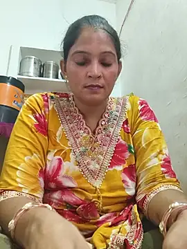 Snapshot of Chhaya_hot chatting on 06/17/26, 11:53 Chhaya hot online show from 06/17/26, 11:53